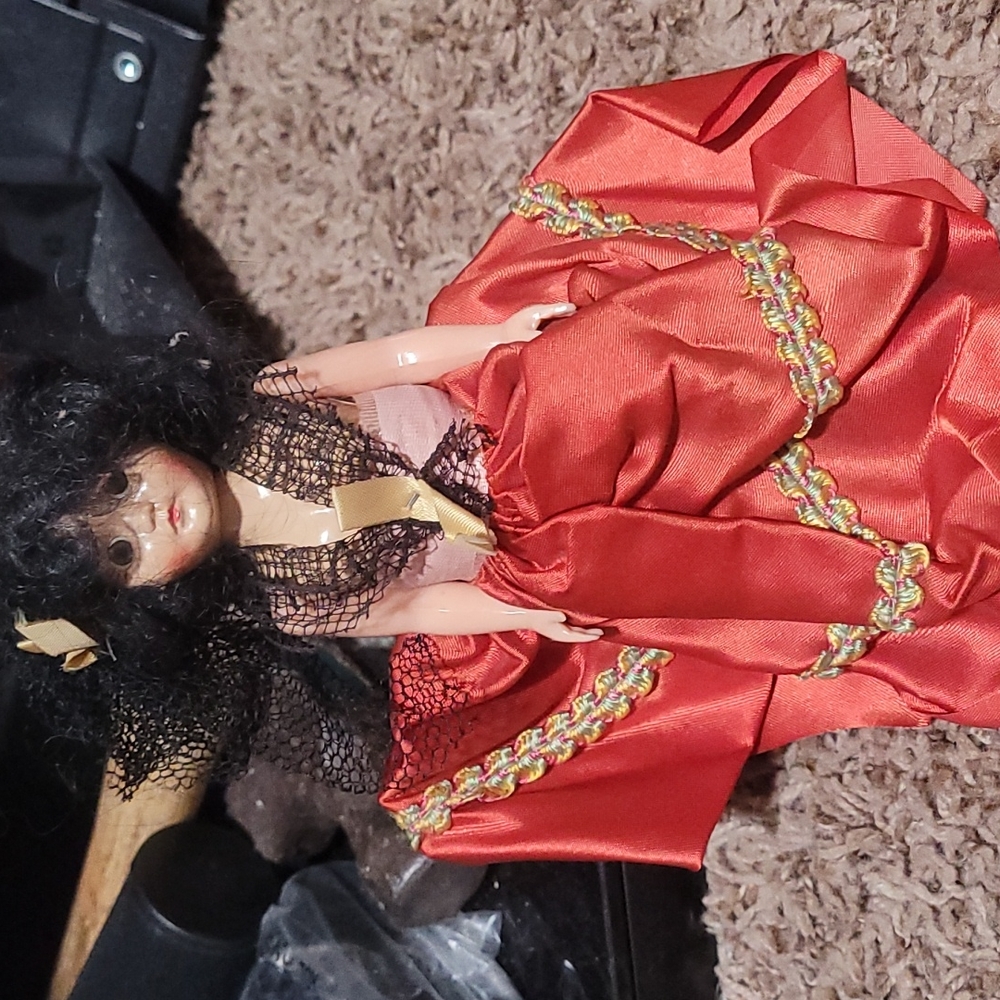 Vintage 1940s little gypsy doll/ spanish influenced